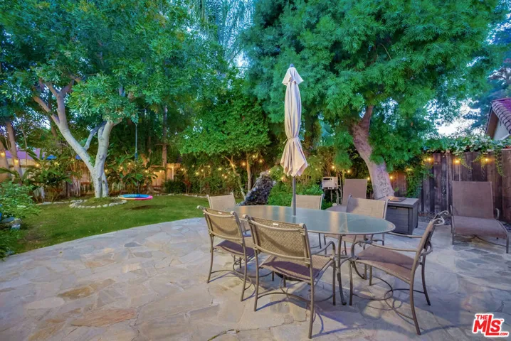 5715 Corteen Place, Valley Village, California 91607