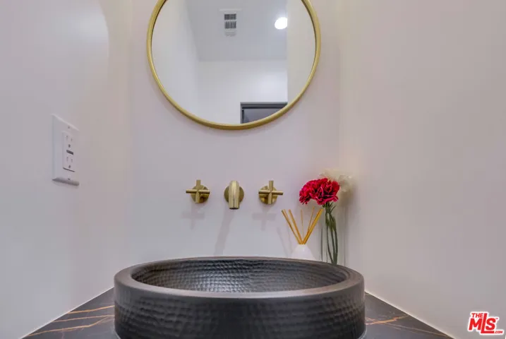 5715 Corteen Place, Valley Village, California 91607