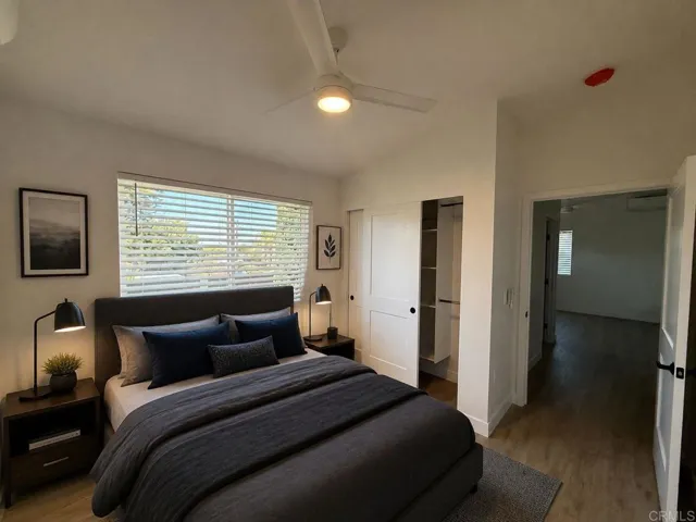 This room has been virtually staged.
