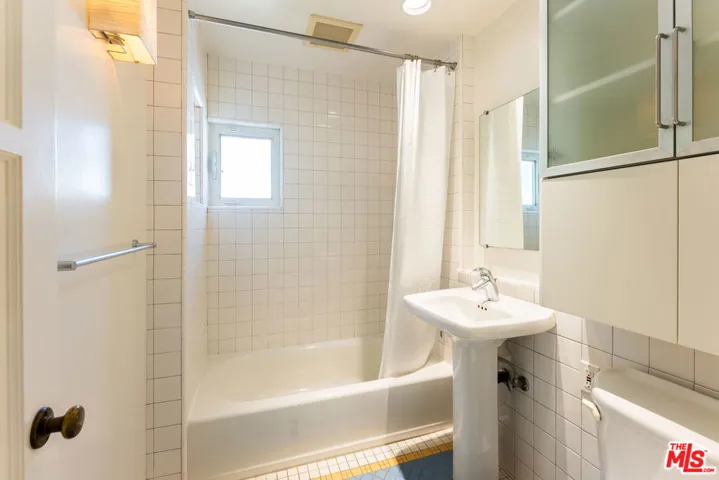 8921 1/2 Rangely Avenue, West Hollywood, California 90048