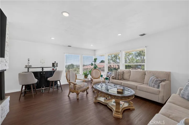 9400 Portada Drive, Whittier, California 90603