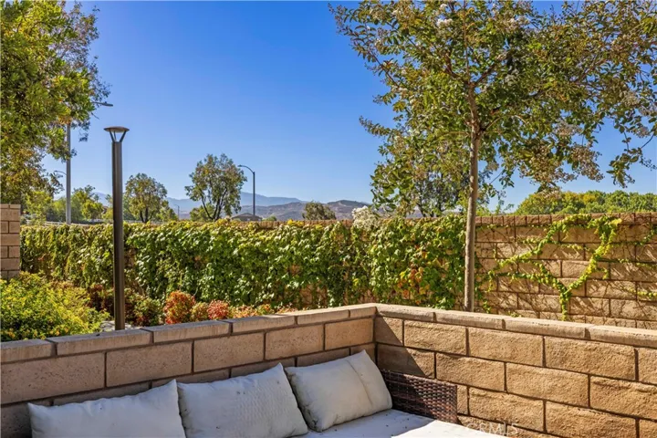 22760 Harmony Drive, Saugus, California 91350