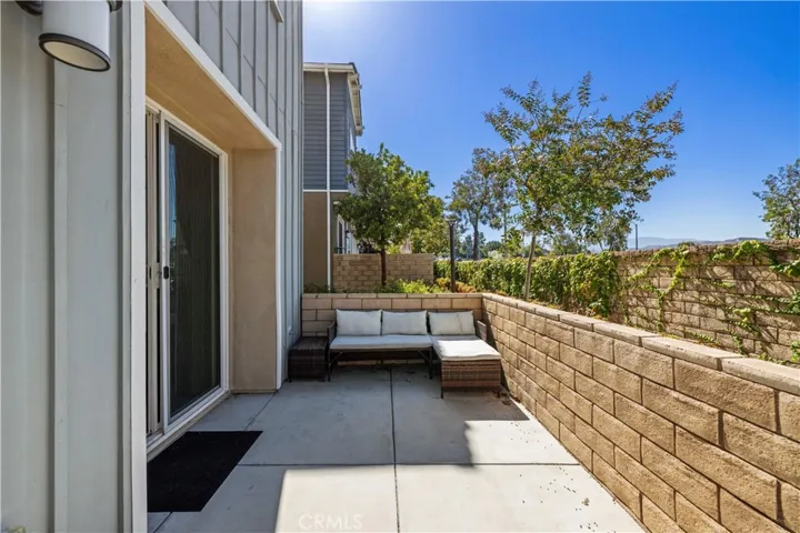 22760 Harmony Drive, Saugus, California 91350