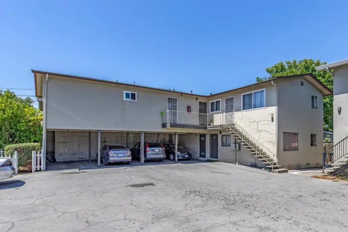 557 Hampshire Avenue, Redwood City, California 94063
