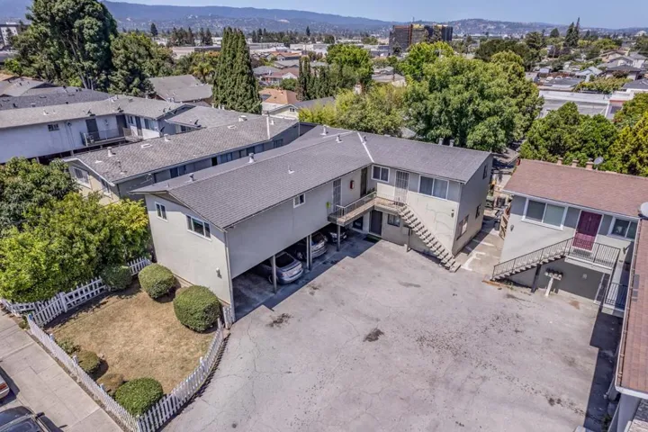 557 Hampshire Avenue, Redwood City, California 94063