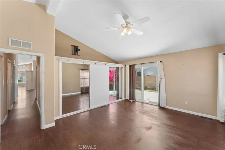 19931 Northcliff, Canyon Country, California 91351