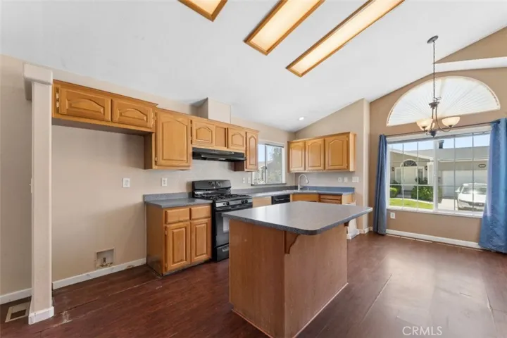 19931 Northcliff, Canyon Country, California 91351