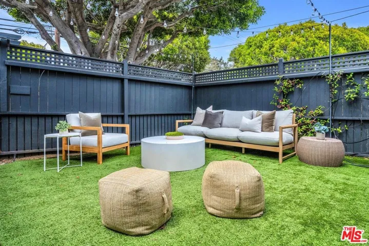 630 Ashland Avenue, Santa Monica, California 90405