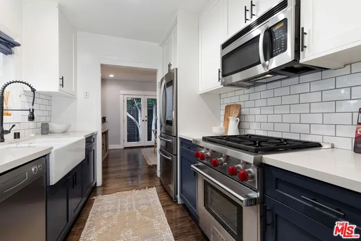 630 Ashland Avenue, Santa Monica, California 90405