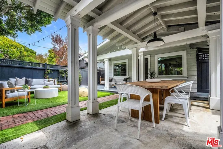630 Ashland Avenue, Santa Monica, California 90405