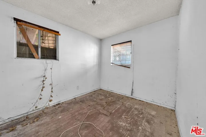 224 W 84th Street, Los Angeles, California 90003
