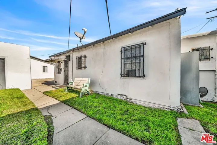 224 W 84th Street, Los Angeles, California 90003