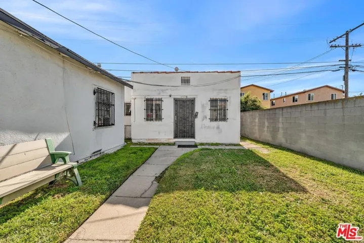 224 W 84th Street, Los Angeles, California 90003