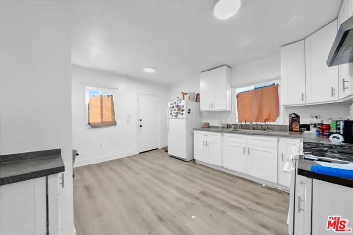 224 W 84th Street, Los Angeles, California 90003