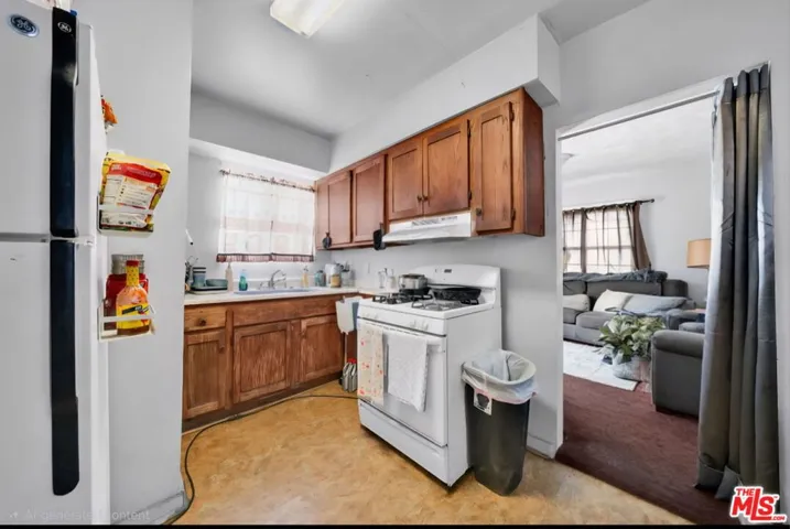 224 W 84th Street, Los Angeles, California 90003