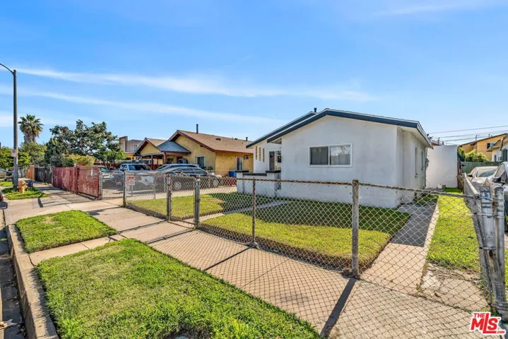 224 W 84th Street, Los Angeles, California 90003