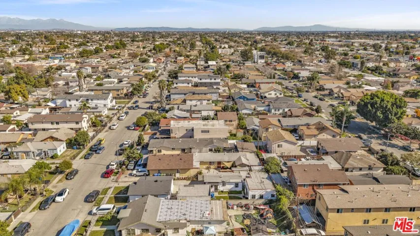 224 W 84th Street, Los Angeles, California 90003