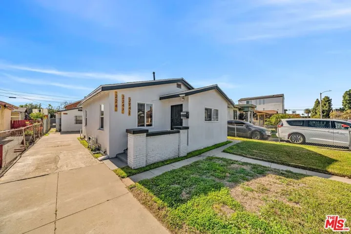 224 W 84th Street, Los Angeles, California 90003