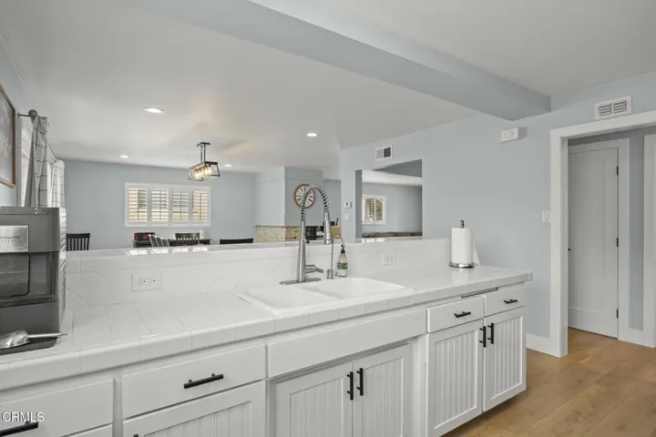 22-web-or-mls-353Prince075