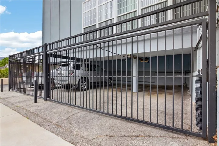 541 N Naomi, Burbank, California 91505