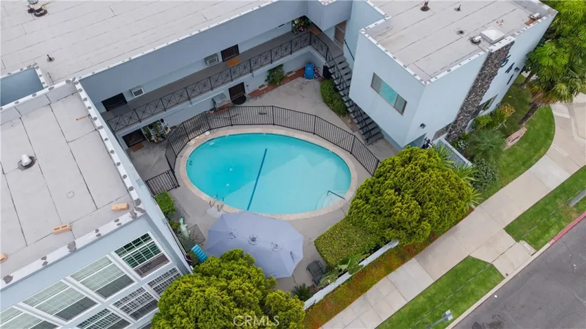 541 N Naomi, Burbank, California 91505