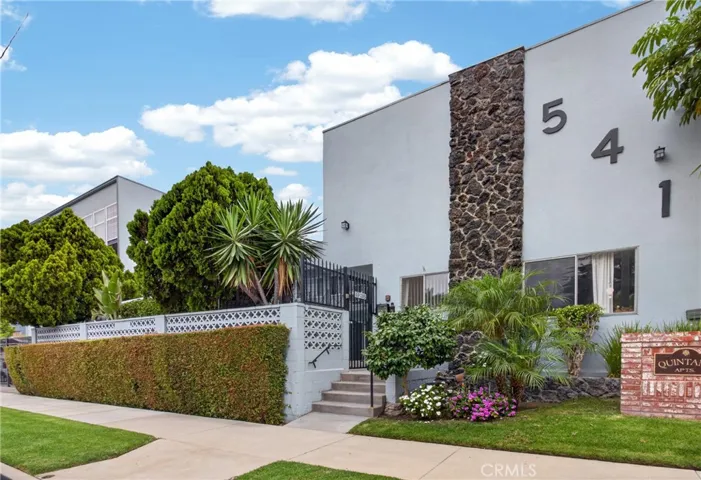 541 N Naomi, Burbank, California 91505