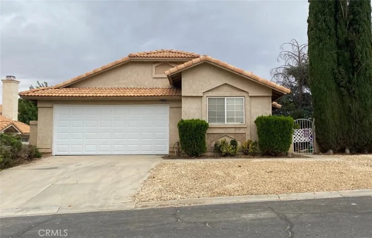 12353 Bridgewood Lane, Victorville, California 92395