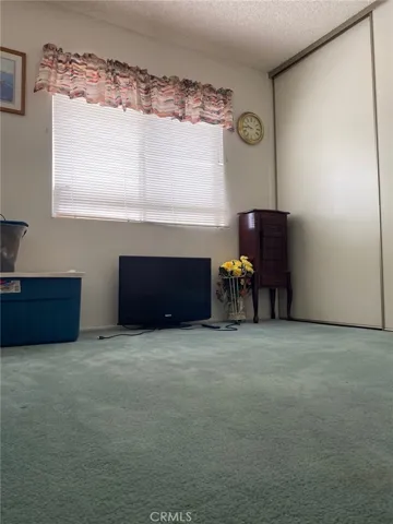 12353 Bridgewood Lane, Victorville, California 92395