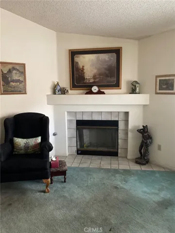 12353 Bridgewood Lane, Victorville, California 92395