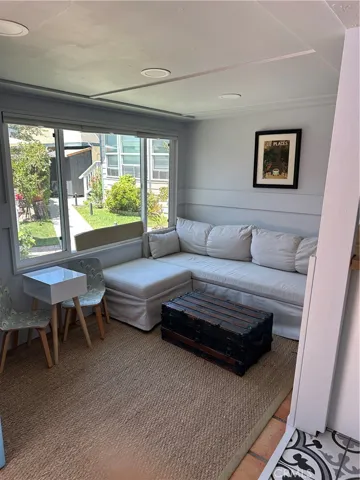 98 Welcome Lane, Seal Beach, California 90740