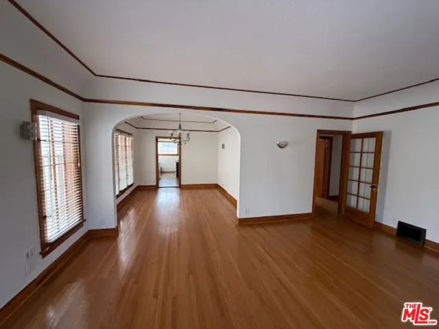 830 S Detroit Street, Los Angeles, California 90036
