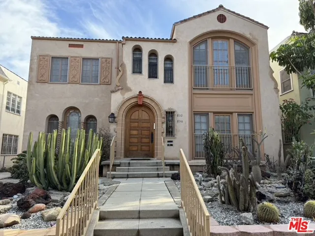 830 S Detroit Street, Los Angeles, California 90036