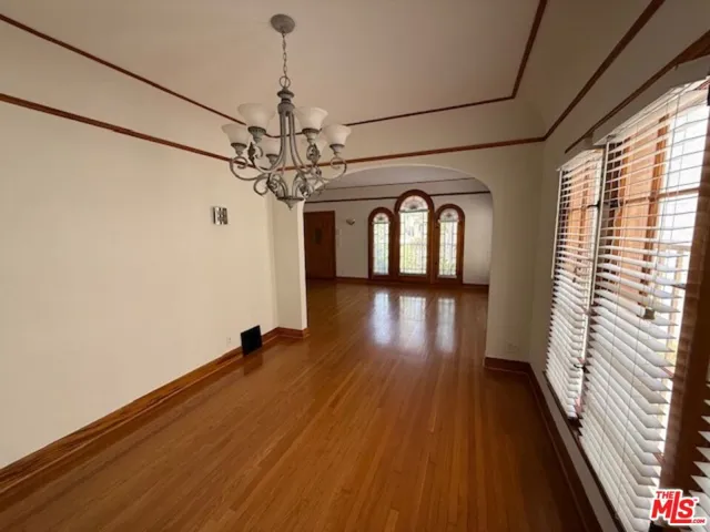830 S Detroit Street, Los Angeles, California 90036