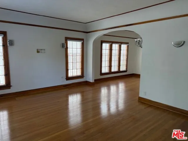 830 S Detroit Street, Los Angeles, California 90036