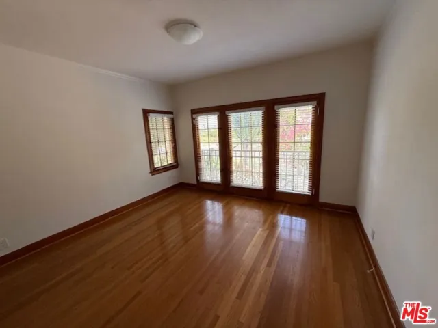 830 S Detroit Street, Los Angeles, California 90036