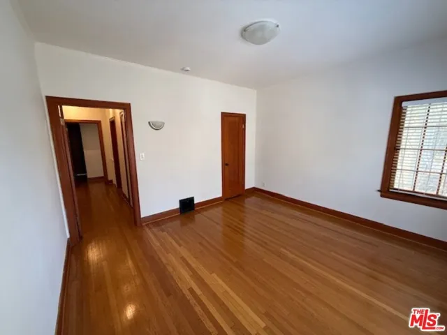 830 S Detroit Street, Los Angeles, California 90036