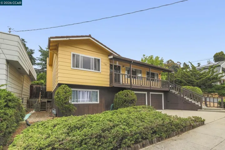 5218 Camino Alta Mira, Castro Valley, California 94546-1526