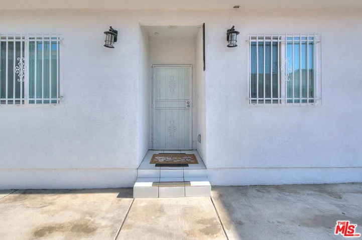 11031 S Burin Avenue, Inglewood, California 90304