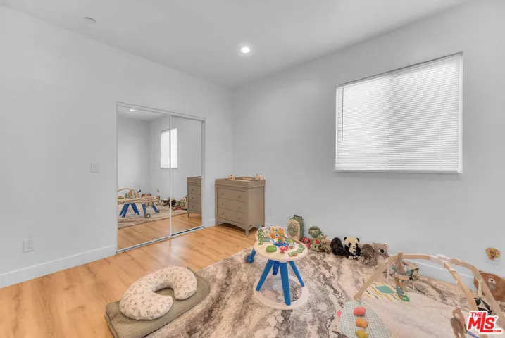 11031 S Burin Avenue, Inglewood, California 90304