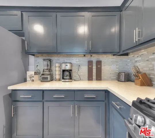 11031 S Burin Avenue, Inglewood, California 90304