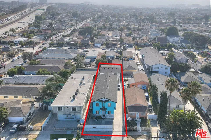 11031 S Burin Avenue, Inglewood, California 90304