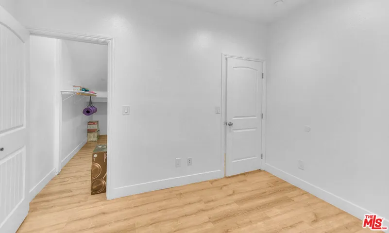 11031 S Burin Avenue, Inglewood, California 90304