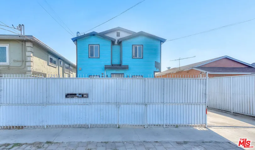 11031 S Burin Avenue, Inglewood, California 90304