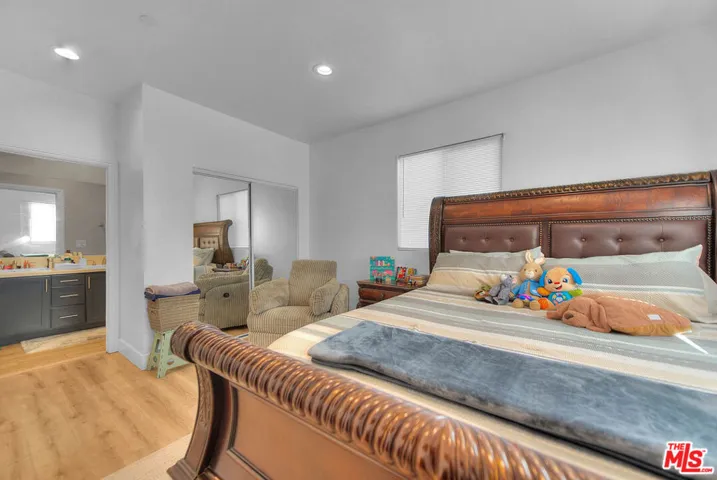 11031 S Burin Avenue, Inglewood, California 90304