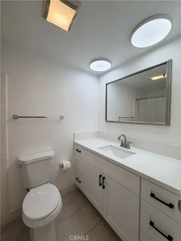 701 E 21st Street, Santa Ana, California 92706