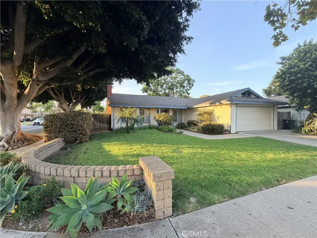 701 E 21st Street, Santa Ana, California 92706
