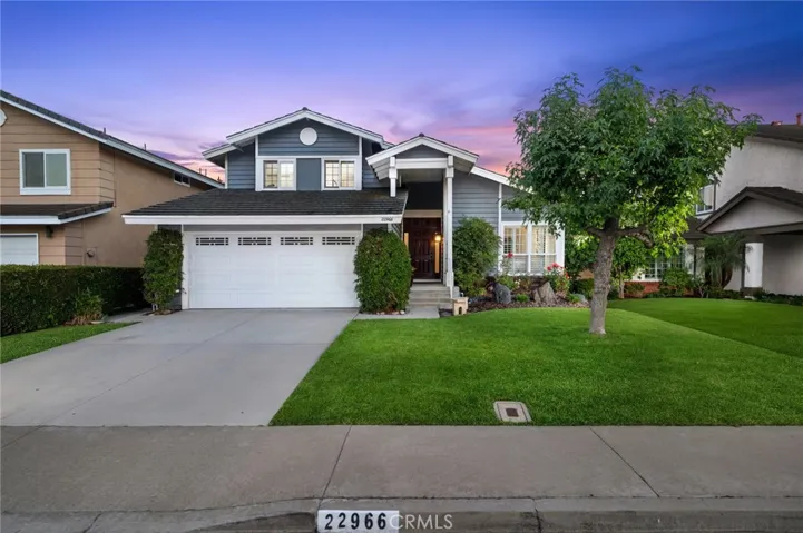 Gorgeous curb appeal