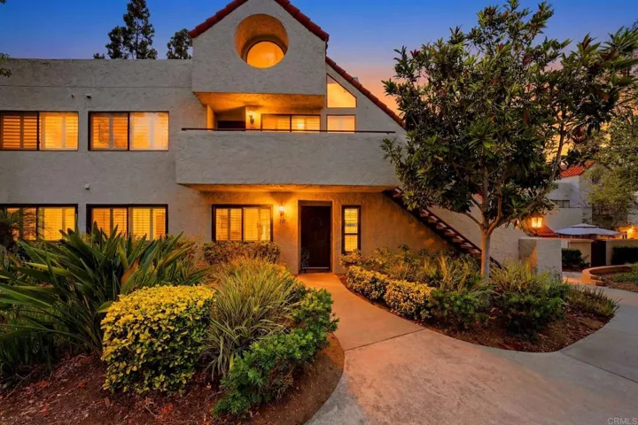11870 Caminito Ronaldo 137, San Diego, California 92128