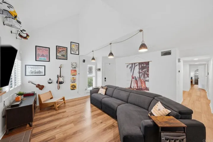 11870 Caminito Ronaldo 137, San Diego, California 92128