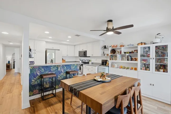 11870 Caminito Ronaldo 137, San Diego, California 92128